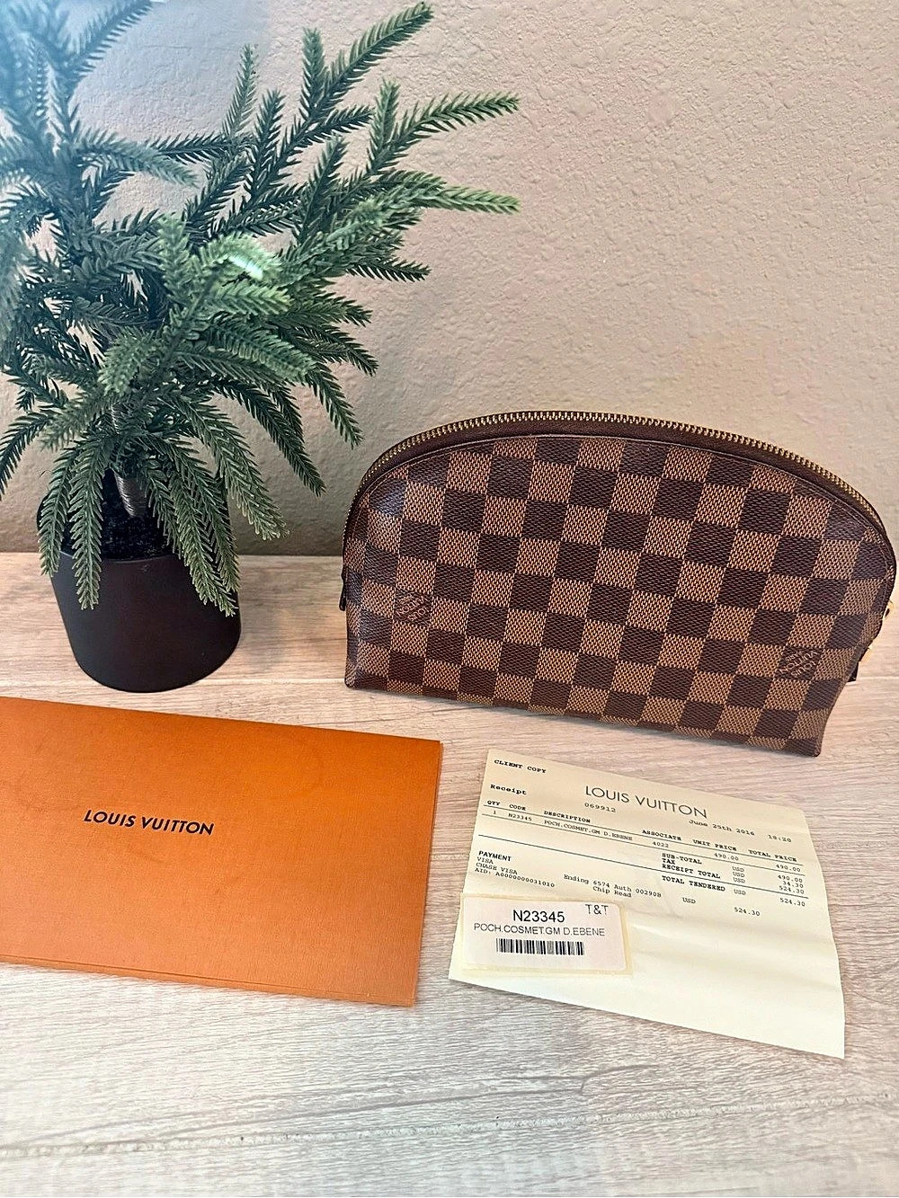 RARE discontinued Louis Vuitton Cosmetic Pouch GM Brown Checkered DAMIER EBENE!